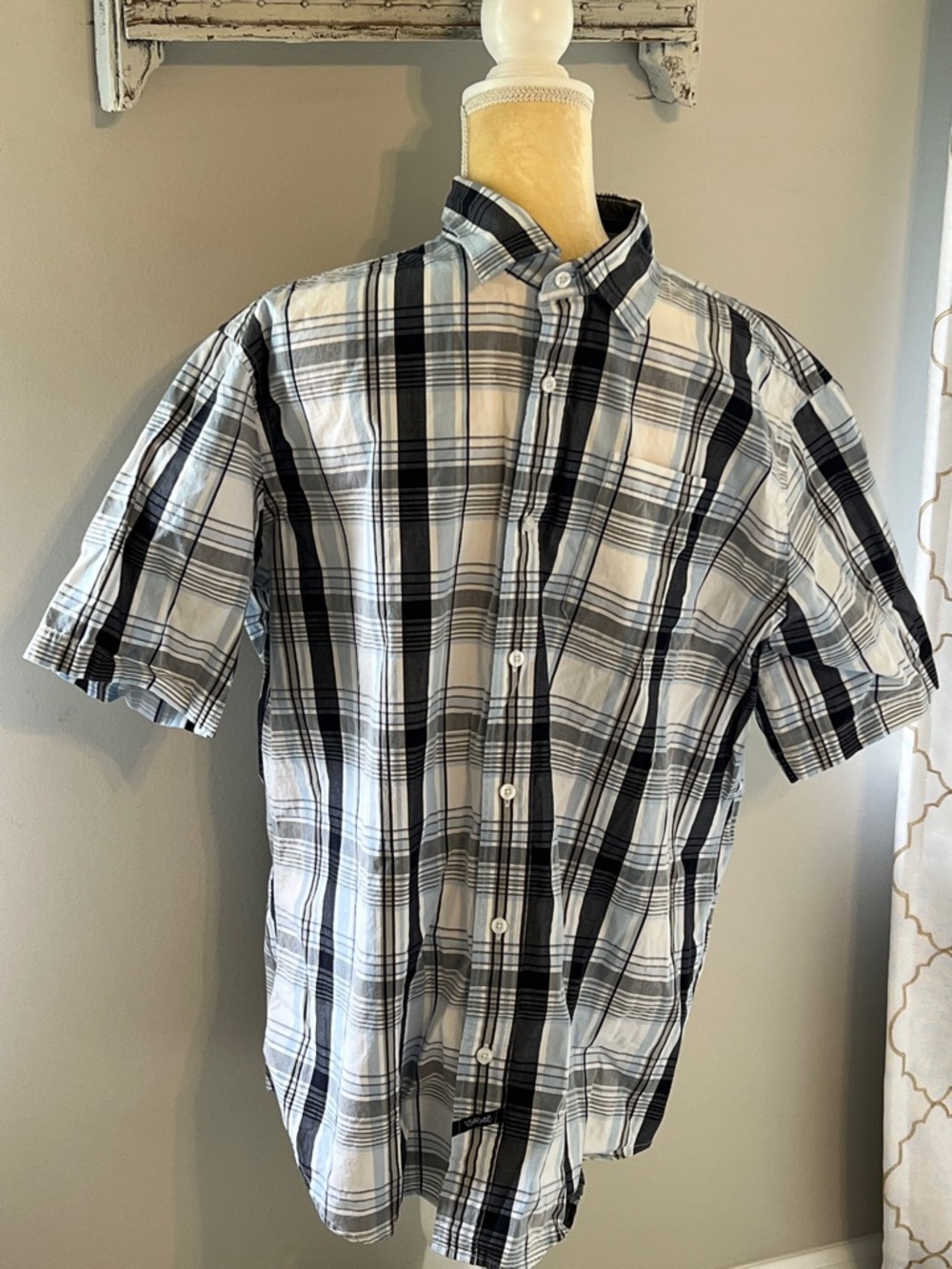 Men's Navy & White Plaid Short-Sleeve  Ecko Unlimited Button-Up Shirt